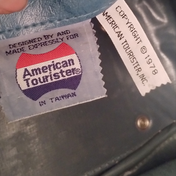Vintage American Tourister Carry On Bag - Picture 6 of 16